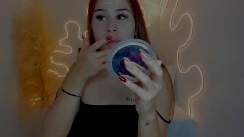 katerin online show from October 1, 2025, 12:44 pm