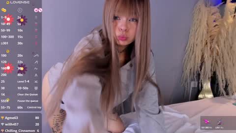 Snapshot of kathegomez_ chatting on January 6, 2025, 10:37 pm KatheGomez  online show from January 6, 2025, 10:37 pm