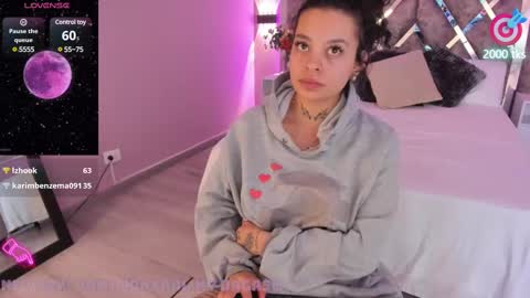 Snapshot of kathegomez_ chatting on February 18, 2025, 9:10 am KatheGomez  online show from February 18, 2025, 9:10 am
