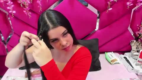 katherin_sweett online show from October 5, 2025, 4:00 am