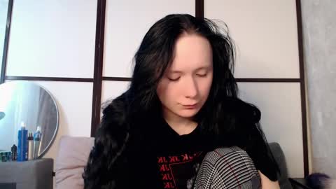 katherine_johnson online show from April 12, 2026, 8:19 am