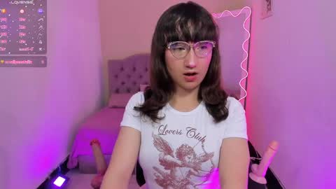 Snapshot of katherine_tay chatting on May 31, 2026, 6:20 pm KATHERINE online show from May 31, 2026, 6:20 pm