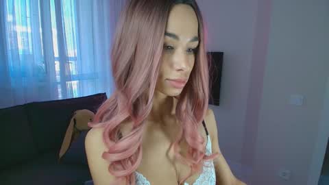 katherinepinke online show from December 19, 2024, 6:56 am