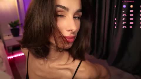 katherinepinke online show from January 10, 2026, 1:57 pm