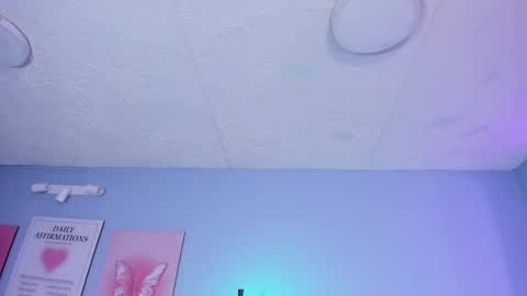 Snapshot of kathia_saenz chatting on September 12, 2025, 4:12 am Kathia online show from September 12, 2025, 4:12 am