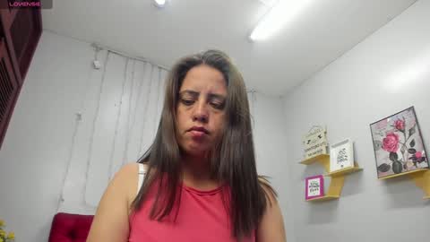 Paola online show from December 9, 2024, 6:35 pm