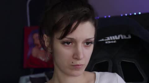 kathleen_frost online show from December 2, 2024, 9:35 am