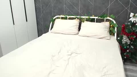 KathrineBerry online show from January 7, 2026, 6:49 am