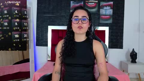 Snapshot of kathy_sc chatting on November 6, 2025, 8:54 pm Kate 3 - INSTAGRAM Kathy sc94 online show from November 6, 2025, 8:54 pm