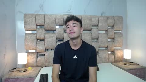 Snapshot of kathyaiden chatting on July 16, 2026, 1:17 pm Kaht y Aiden online show from July 16, 2026, 1:17 pm