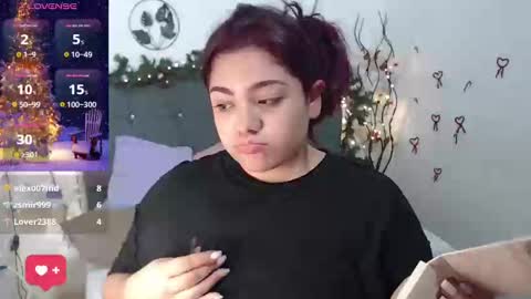 kathygonzalez_ online show from December 10, 2024, 12:27 pm