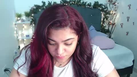 kathygonzalez_ online show from December 22, 2024, 12:05 pm