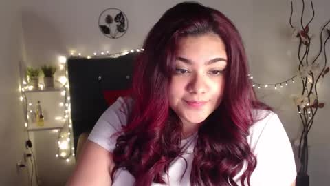 kathygonzalez_ online show from January 15, 2025, 11:32 am