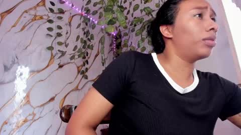 Katia online show from May 27, 2026, 4:48 pm