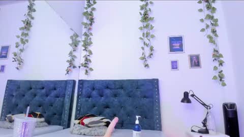 KATALINA online show from June 26, 2026, 10:36 pm