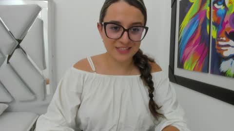 Khaterine online show from January 27, 2025, 6:52 pm