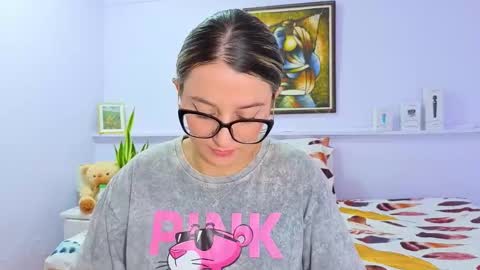 Khaterine online show from September 28, 2025, 12:21 pm