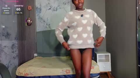 Katia online show from November 3, 2025, 12:06 pm