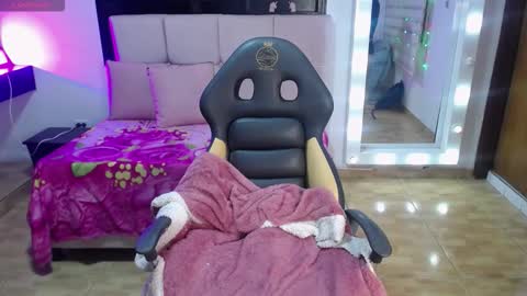 katia_pretty_ online show from February 14, 2026, 4:04 pm