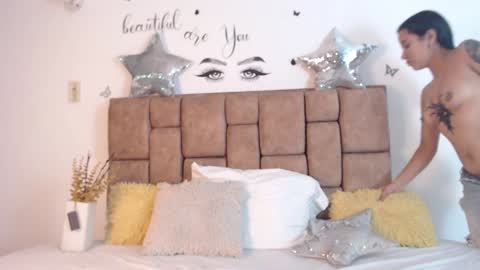 Snapshot of katiacuper chatting on January 27, 2025, 12:05 pm Katia Cuper online show from January 27, 2025, 12:05 pm