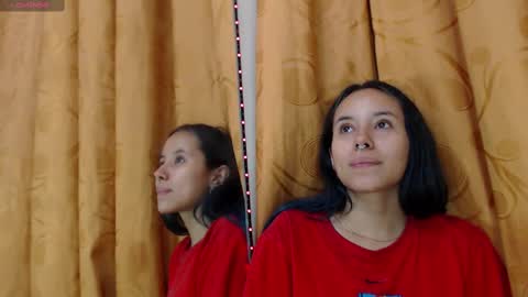 Snapshot of katiacuper chatting on February 18, 2025, 9:20 pm Katia Cuper online show from February 18, 2025, 9:20 pm