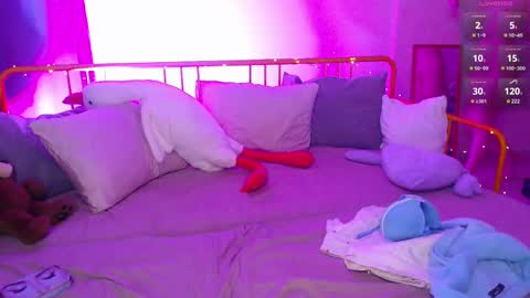 Katie Deville online show from March 4, 2025, 1:23 am