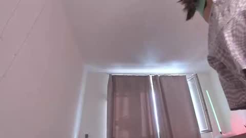 Kate online show from February 21, 2025, 7:12 am