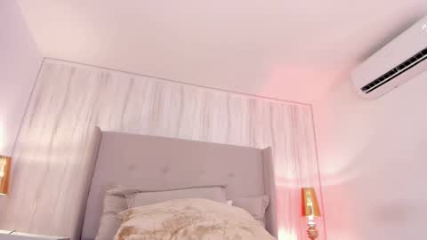 Snapshot of katiecruz_ chatting on February 15, 2025, 2:22 pm Katie online show from February 15, 2025, 2:22 pm