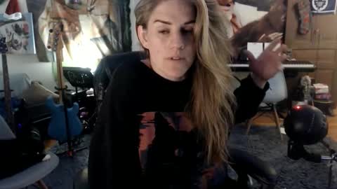 Katie online show from April 11, 2026, 7:45 am