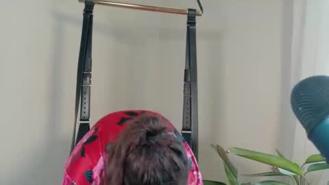 Kate online show from November 23, 2025, 6:41 pm