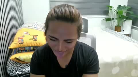 Snapshot of katiefrox_ chatting on January 23, 2025, 1:13 pm katiefrox  online show from January 23, 2025, 1:13 pm