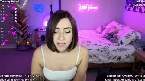 Snapshot of katieverona chatting on January 21, 2025, 10:30 pm Katie Verona online show from January 21, 2025, 10:30 pm