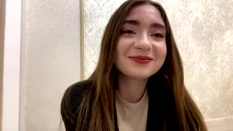 Snapshot of katinaflatau chatting on May 9, 2026, 7:08 pm Rosie online show from May 9, 2026, 7:08 pm