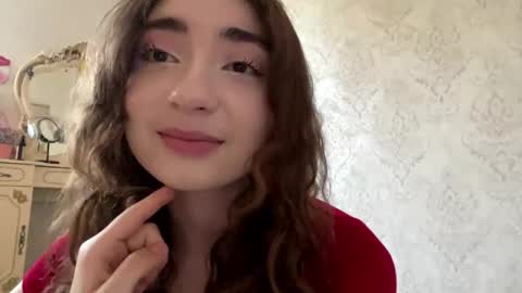Snapshot of katinaflatau chatting on May 22, 2026, 3:17 pm Rosie online show from May 22, 2026, 3:17 pm