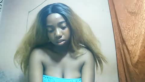 katissia9794 online show from February 18, 2026, 10:28 pm