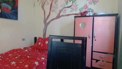 Snapshot of katiusca_horny2 chatting on November 11, 2025, 1:33 pm katiusca_horny2 online show from November 11, 2025, 1:33 pm