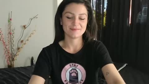 katalina online show from February 20, 2025, 9:20 pm