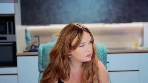 katniss_k online show from October 27, 2025, 6:17 am