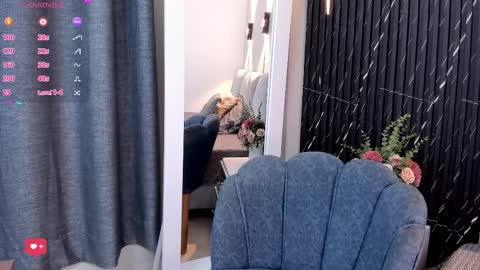 Keyla online show from October 16, 2025, 7:37 pm