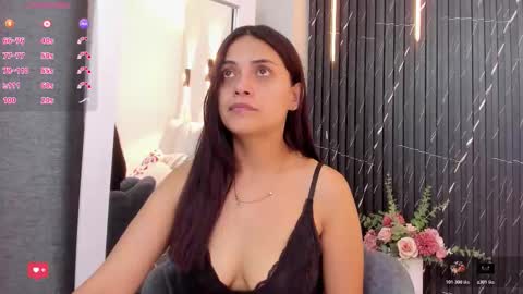 Keyla online show from December 17, 2025, 7:09 pm