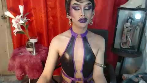katrinadestroyer online show from April 19, 2026, 6:10 pm