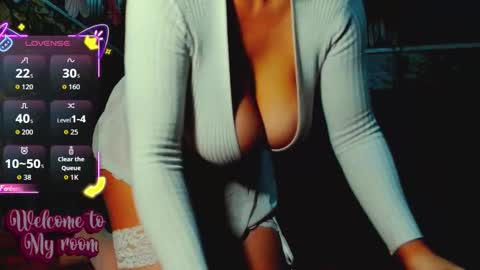 KatrineDenev online show from December 16, 2025, 9:53 pm