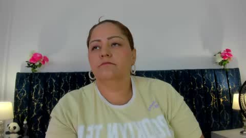 Snapshot of katte_landerr chatting on May 22, 2026, 1:06 pm Katte online show from May 22, 2026, 1:06 pm