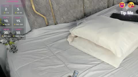 Katerine online show from November 19, 2025, 3:39 am