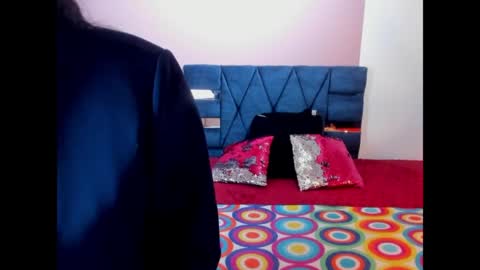 Snapshot of kattemilf_ chatting on May 18, 2026, 1:28 pm K A T T E online show from May 18, 2026, 1:28 pm