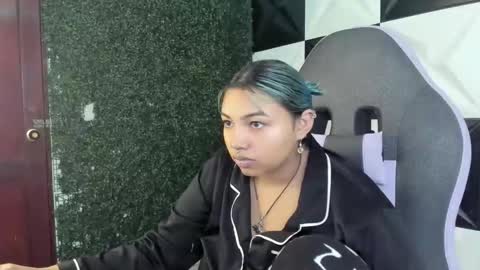 katteyes_ online show from March 22, 2026, 7:39 pm