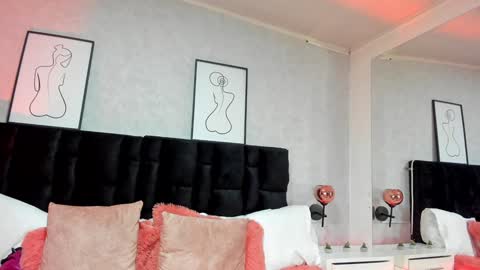 katti_barrera online show from February 6, 2025, 1:54 pm