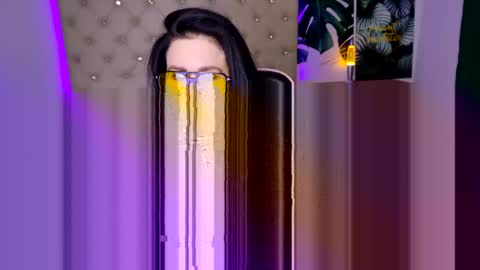 KattieSims online show from February 22, 2025, 3:45 am