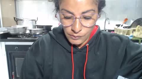 KattleyaGrey online show from February 4, 2026, 8:47 pm