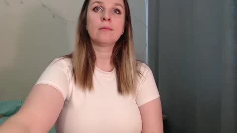 Katty Fox online show from February 17, 2026, 6:21 am